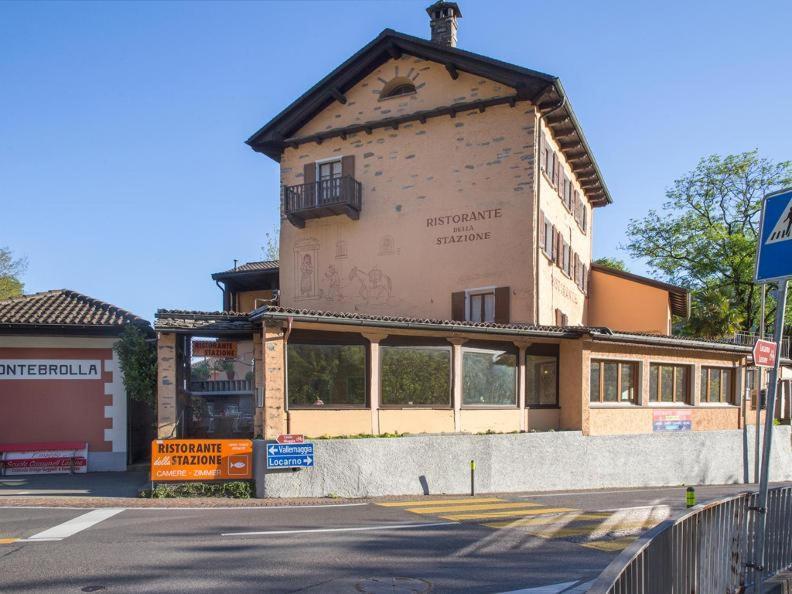 Ristorante Della Stazione Hotel Tegna Buitenkant foto
