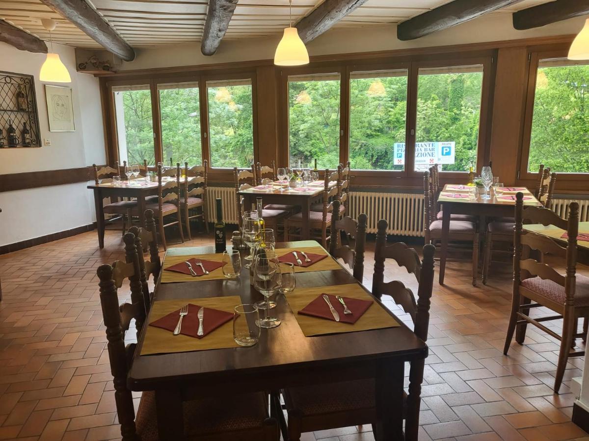 Ristorante Della Stazione Hotel Tegna Buitenkant foto