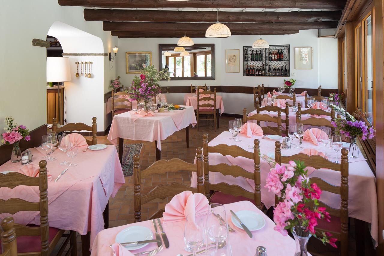 Ristorante Della Stazione Hotel Tegna Buitenkant foto